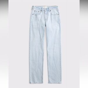 Abercrombie and Fitch Mid Rise 90s Straight Jean